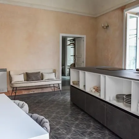 Casa Esther * Syracuse