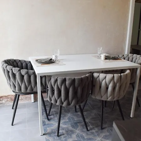Casa Esther Syracuse